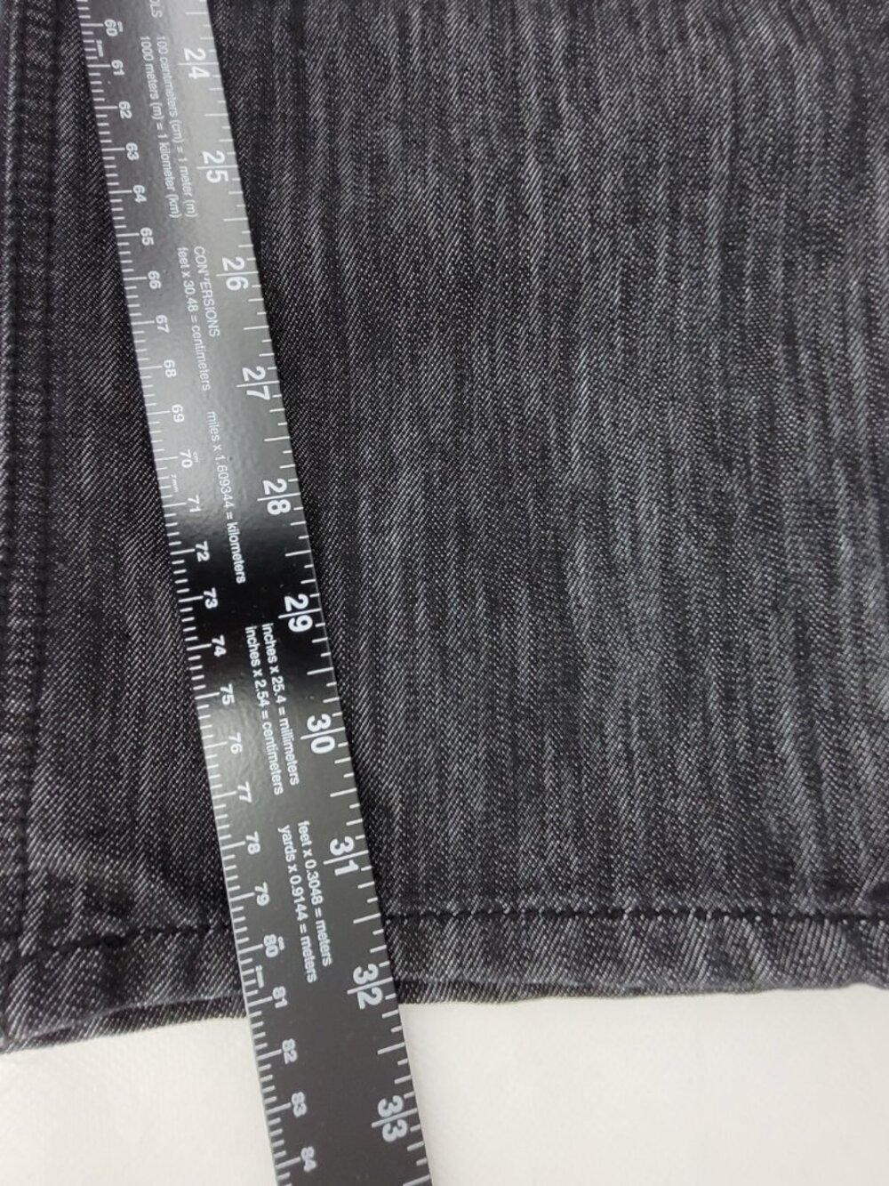 INC Jeans Mens 40x32 Black Stretch Denim Berlin Slim Straight Whiskers Pants - Picture 8 of 12